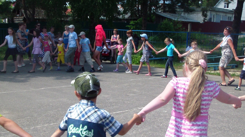 Дети в лагере с нарушением нода. Лагерь в Димитровграде лагерь патологии речи. Лагерь нарушения и наказания.